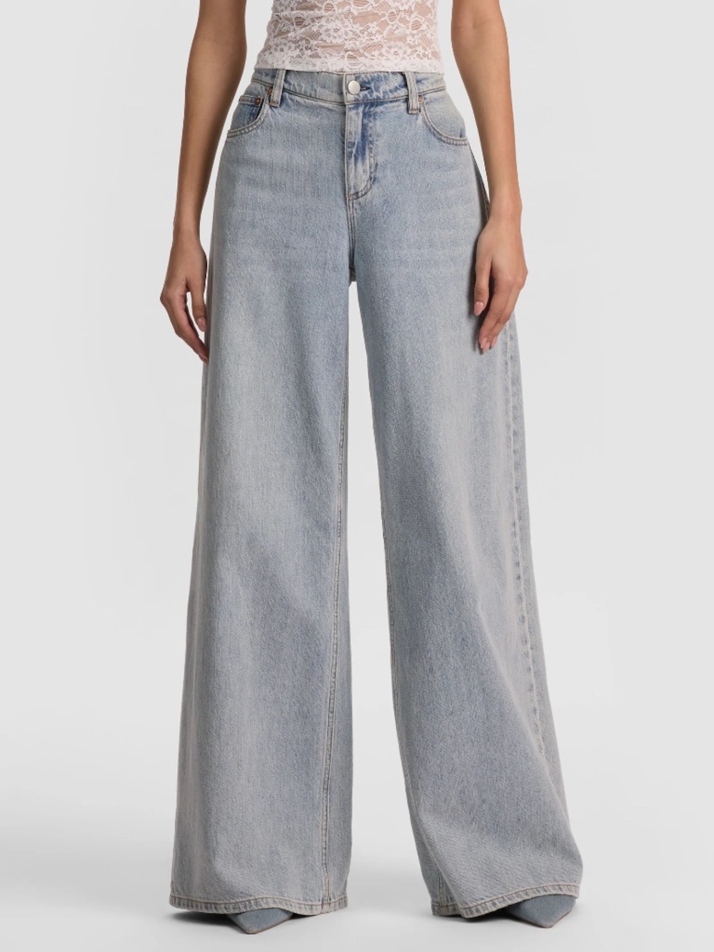 Alice + Olivia Amazing Baggy Jean Darla Light Indigo